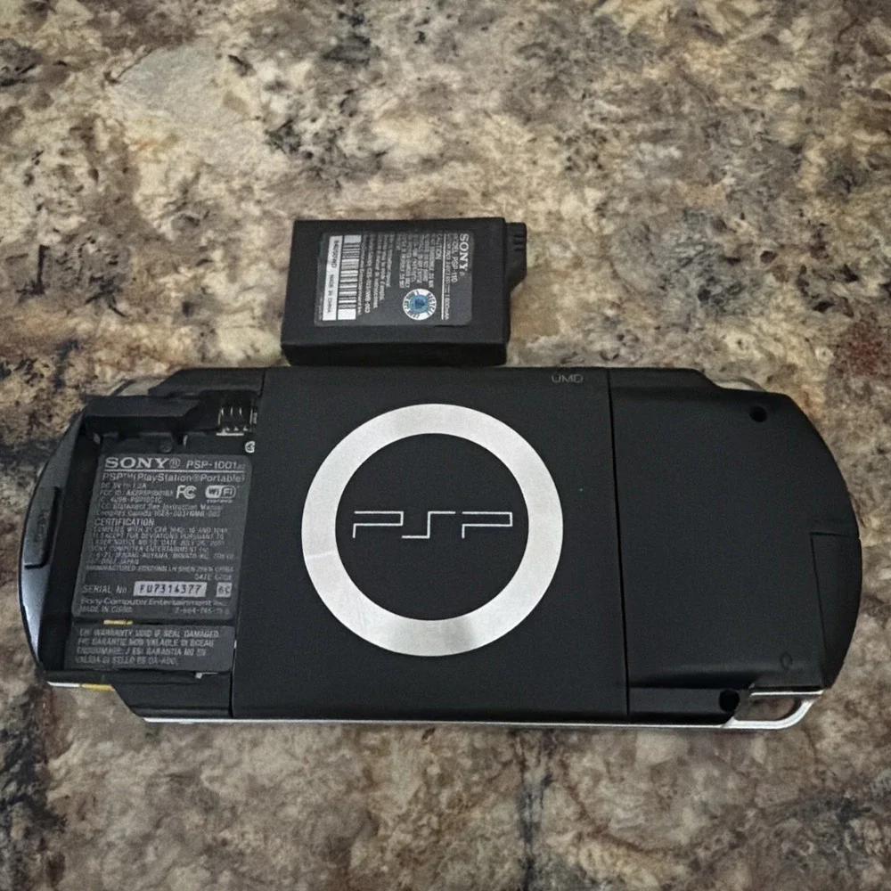 Sony PlayStation Portable PSP-1001 - Black; Parts/Repair